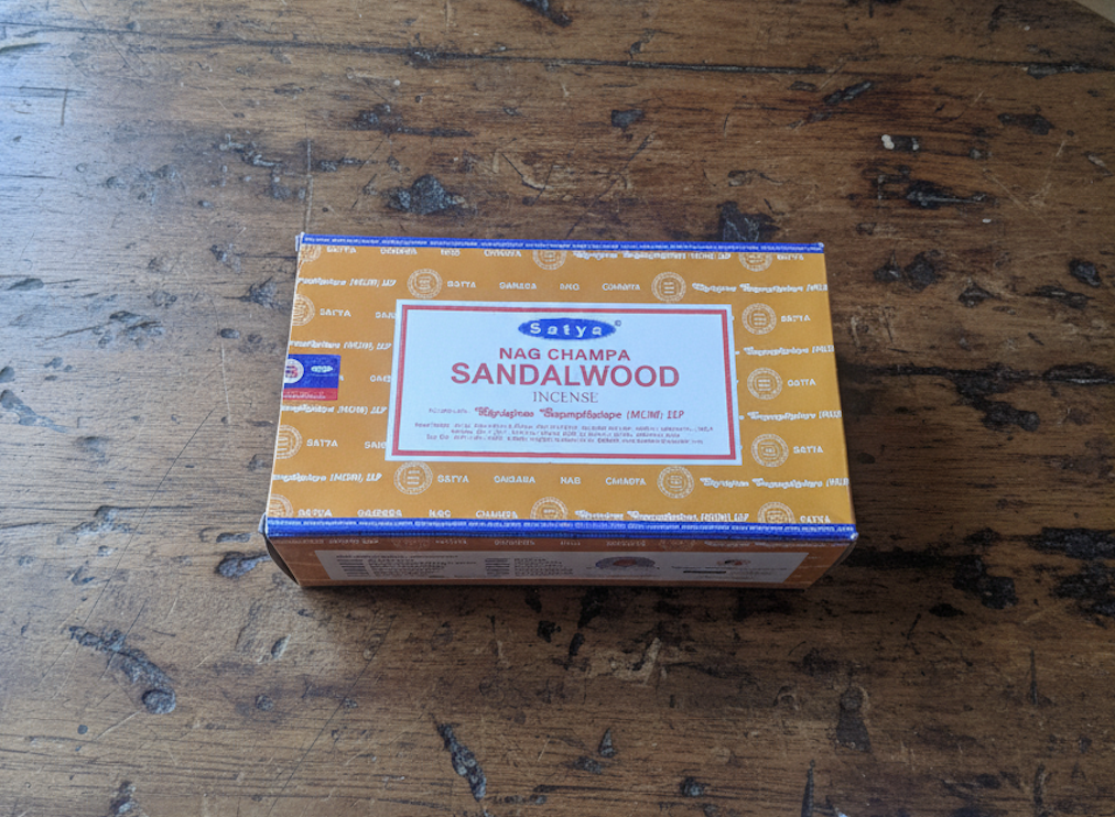 INCIENSO SATYA NAG CHAMPA SANDALWOOD